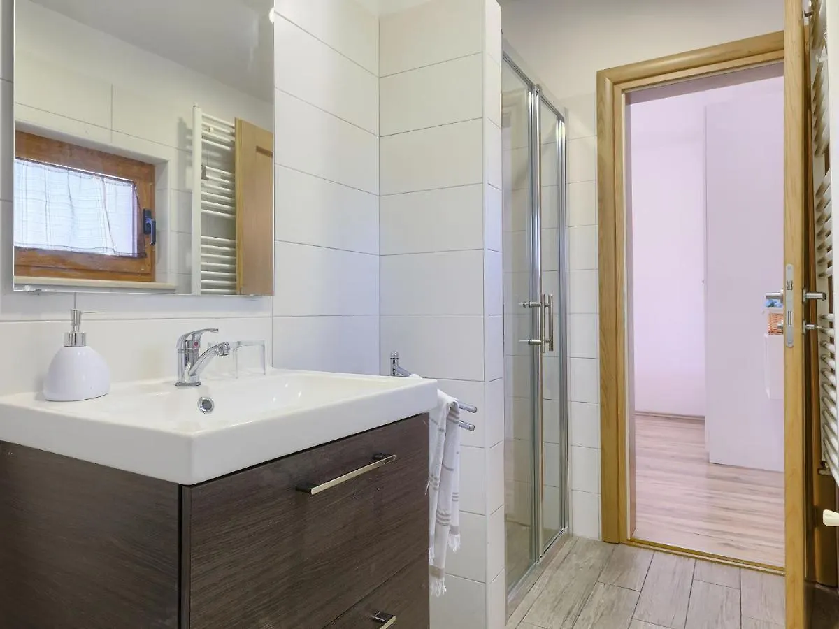Holiday Home Florens - ROJ469 Sveti Petar u Sumi